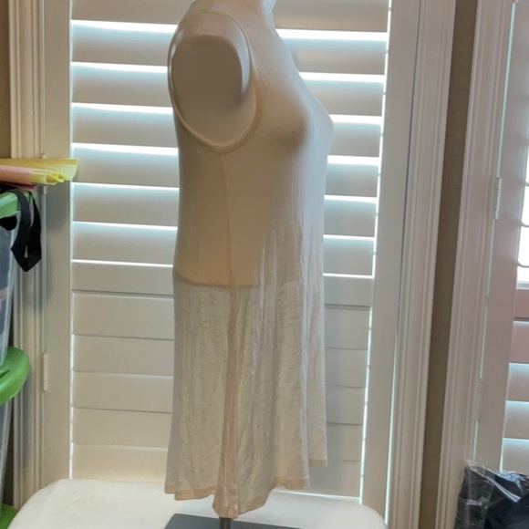 Eyeshadow Cream Mini Dress - Picture 3 of 9